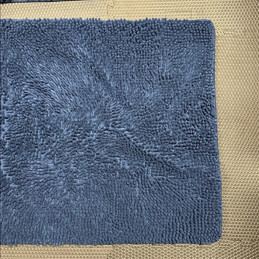 Plush Blue Chenille Bath Mat Set